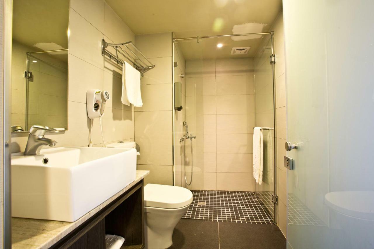 Fine Hotel Гаосюн Экстерьер фото