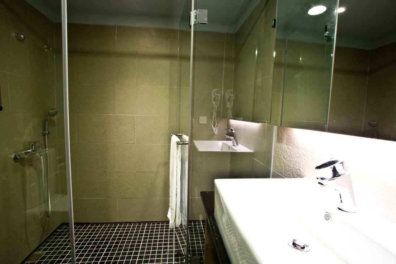 Fine Hotel Гаосюн Экстерьер фото