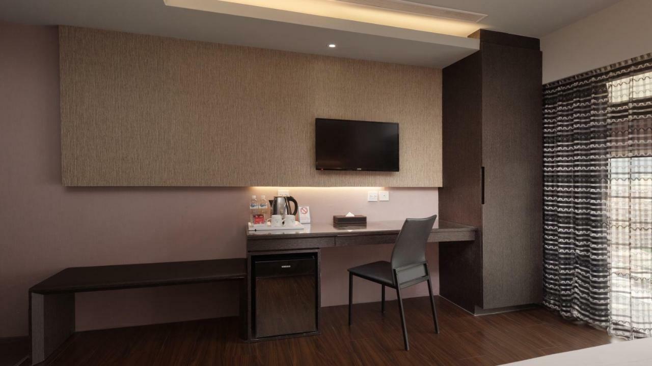 Fine Hotel Гаосюн Экстерьер фото